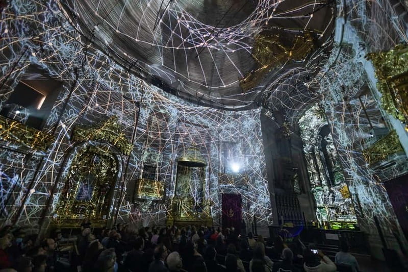 Porto: Spiritus Multimedia Show Entry Ticket - Where you sit changes everything: timing, stairs, and the neck stretch strategy