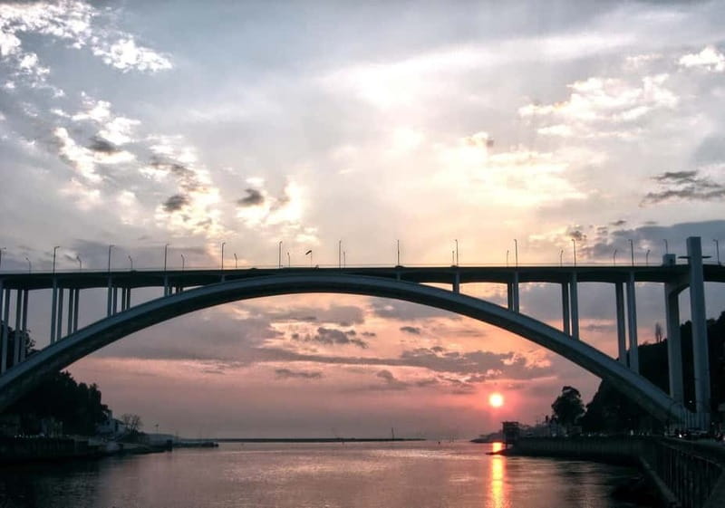 Porto: Sunset Cruise on the Douro River & Iconic Bridges - Why This Porto Sunset Cruise Works So Well