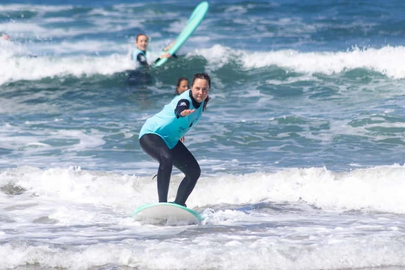 Porto: Surf Lesson with Transportation at Ocean Origin - Gear, clothing, and what to pack for a comfortable day