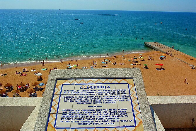 Porto to Algarve up to 3 Stops: Aveiro, Coimbra & Évora - How the day runs, from 9:00 am pickup to Faro drop-off