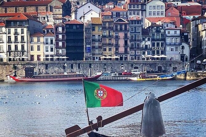 Porto to Algarve up to 3 Stops: Aveiro, Coimbra & Évora - The flexibility of choosing stops (and swapping cities with your driver)