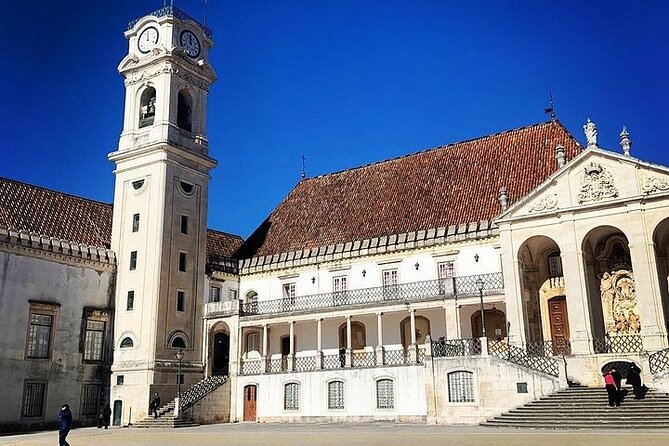Porto to Algarve up to 3 Stops: Aveiro, Coimbra & Évora - Comfortable transport matters more than you think