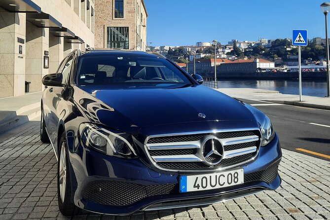 Porto to/from Douro Valley (1-8 pax) Private Transfer in Mercedes - Key Points at a Glance