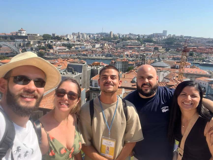Porto to Gaia Sunset Walking Tour - Port Wine Included - Jardim do Morro Sunset Wine Tasting: The Best Part of the Walk