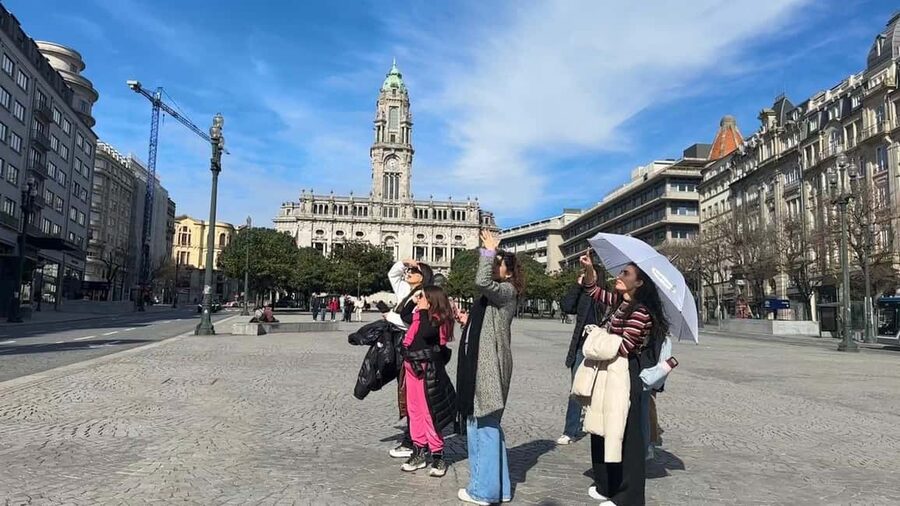 Porto to Gaia Sunset Walking Tour - Port Wine Included - Price and Logistics: Is $26 Good Value?