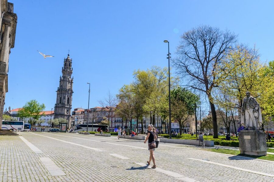 Porto: Torre dos Clerigos Entrance Ticket - Where to Meet and How the Visit Flows