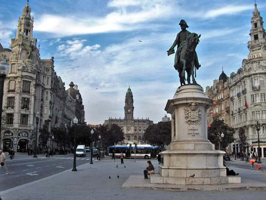 Porto Tour (4Hours) - Half Day - Roman Porto comes alive through street-level details