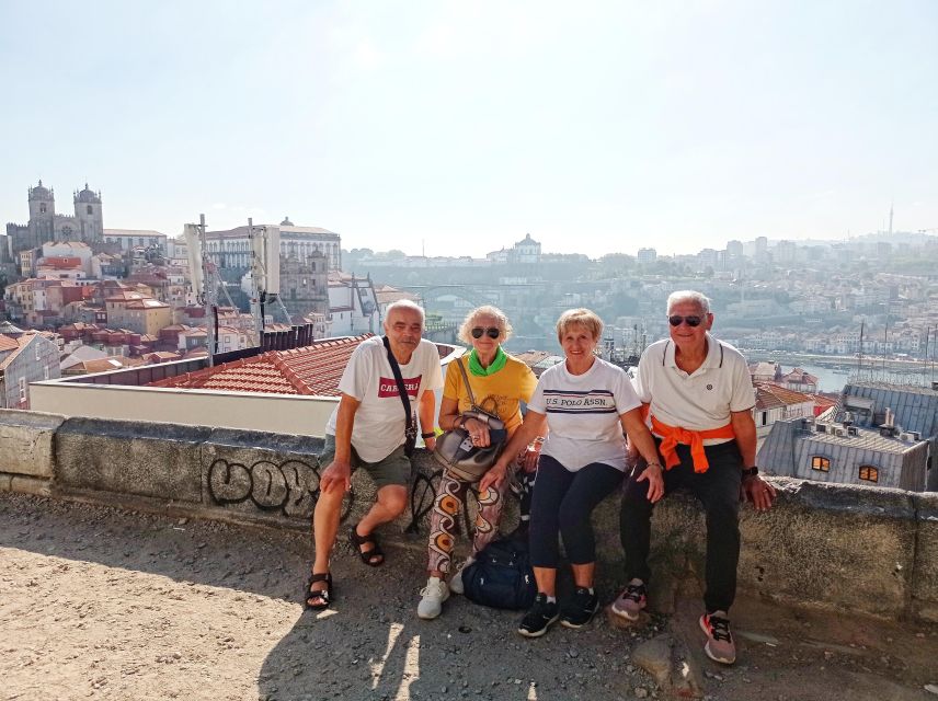 Porto tour with Port Wine tasting in a hidden wine cellar! - FAQ