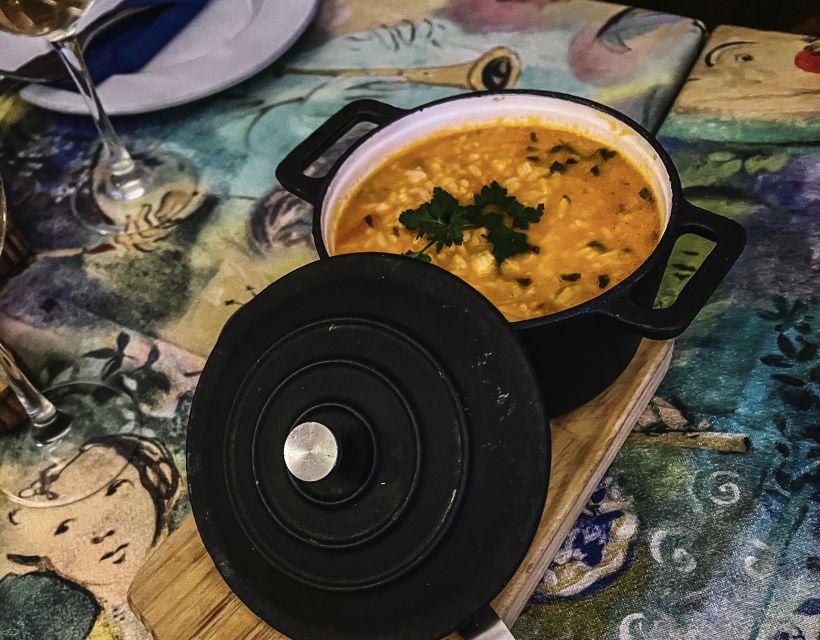 Porto: Walking Dinner Tour with Family-Owned Restaurants - Key things I’d put on your Porto checklist