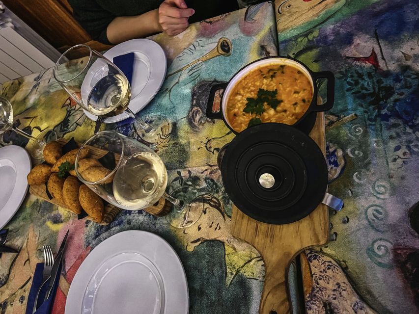 Porto: Walking Dinner Tour with Family-Owned Restaurants - The four-course dinner: how to think about what you’ll taste