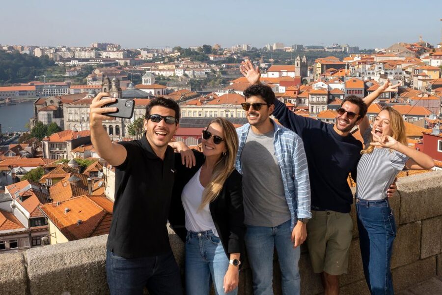 Porto: Walking Tour, Lello Bookshop, Boat and Cable Car - Key highlights worth marking on your map