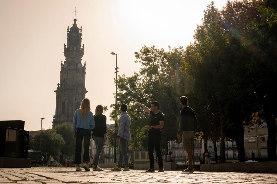 Porto: Walking Tour, Lello Bookshop, Boat and Cable Car - Why Porto’s Lello, cable car, and Douro cruise are a smart combo