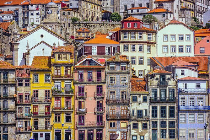 Porto Walking Tour with Audioguide on Your Smartphone - Views and towers: Clérigos Tower and the Olive Gate Fountain