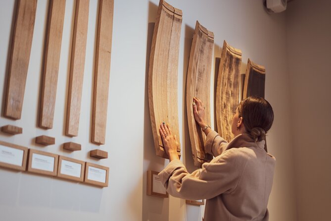 Porto: Wine Experience Museum with 3 Wine Tastings - What the aroma and flavor challenges teach you in real life