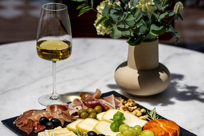 Porto Wine Tasting Experience with Portuguese Tapas Plate - The Pace and Group Feel: Quick, Friendly, and Not Overlong