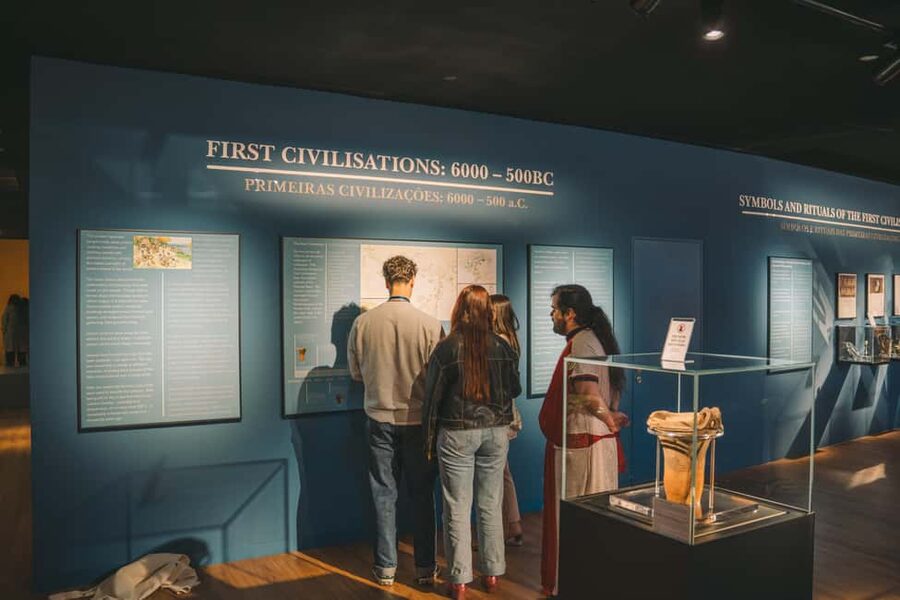 Porto: WOW Escape Room - Mission Save The Museum - Should you book Mission Save The Museum at WOW Escape Room?