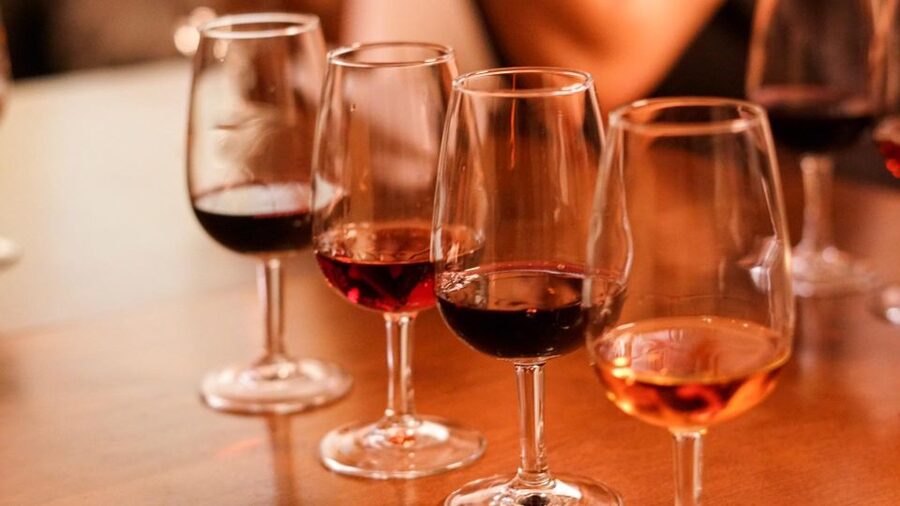 Portuguese Wine Tasting w Local Cheese & Cold Cuts pairing - Green, White, Red: how the tasting stays easy to follow