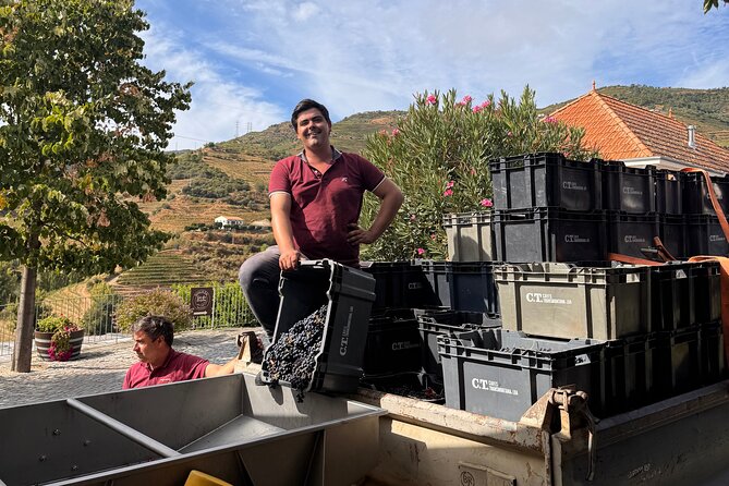 Private 4wd adventure in DE Douro: lunch, wine tasting and boat - Tabuaço village walking: short, local, and more about people than monuments