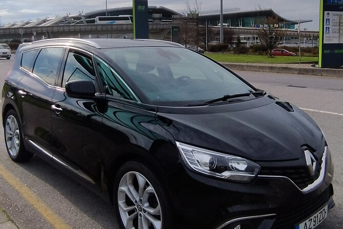 Private Airport or City Transfer in Porto - Extra stops cost 10€, so plan them like a pro