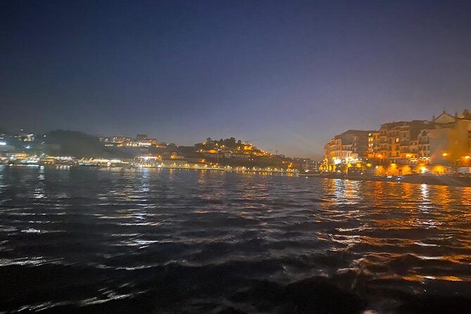Private Boat Tour on the Douro River at Sunset - Ribeira to Arrábida: how you get riverfront views without the walking grind