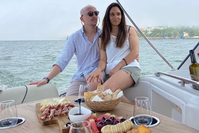 Private Douro navigation with local flavors - Port wine history that fits the view