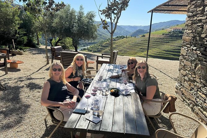 Private Douro Valley, 2 wine tastings and boat tour - Timing and comfort: how to make the 8 hours feel smooth