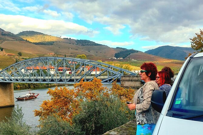 Private Douro Valley UNESCO Wine Tour from Porto with Lunch - 8:00 am Porto Pickup and a Comfortable Mercedes Van Ride