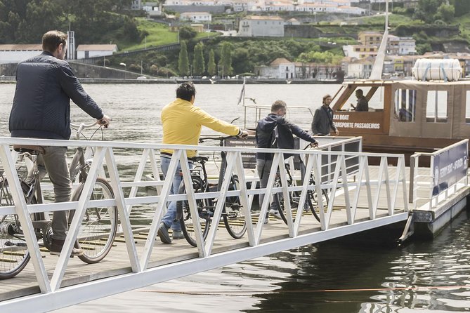 Private e-Bike Tour in Porto – Explore Riverside, Beaches & Parks - Gardens and viewpoints in Foz: Passeio Alegre to São João da Foz