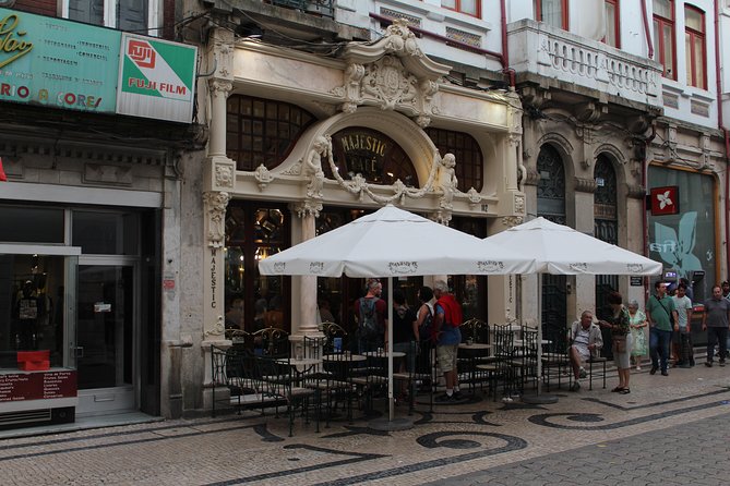 Private Half-Day Porto Tour By Car - Porto wine tasting: the small stop that makes the day feel local