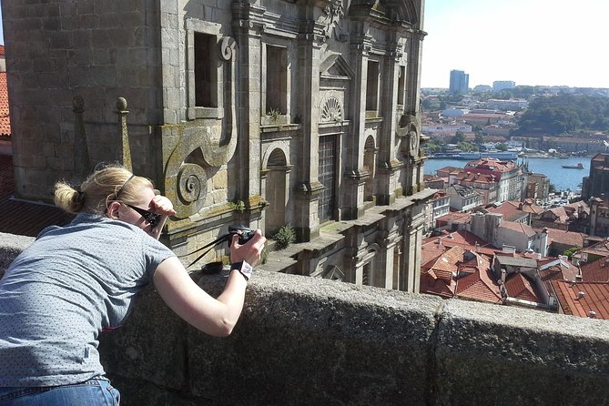Private off the beaten Walking Tour Porto with a local expert - Rua das Flores: Street Art, Local Shops, and Story-Driven Walking