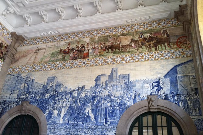 Private off the beaten Walking Tour Porto with a local expert - São Bento Railway Station: Tiles First, Meaning Second