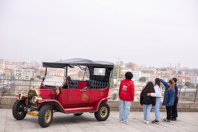 Private Porto Classic Tuk Tour 2h - Douro viewpoints: Serra do Pilar and the riverfront vibe