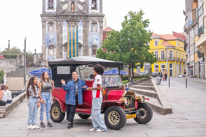 Private Porto Classic Tuk Tour 2h - Bridges and monuments: Eiffel engineering and King Pedro V’s square