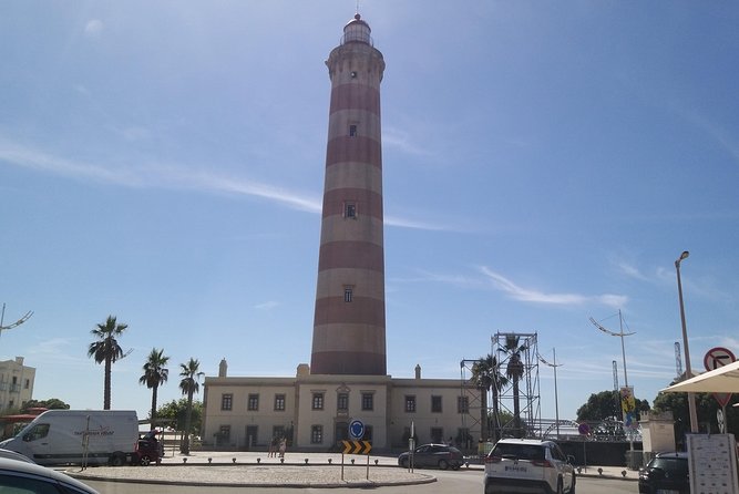 Private Porto to Lisbon Tour – Customize Your Journey! - Starting choice: Aveiro canals and moliceiros in tight time
