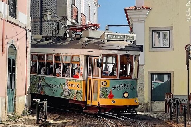 Private Porto Tour to Lisbon with stops: Nazare, Obidos & Aveiro - Aveiro Time: Canals, Moliceiro Boats, and Ovos Moles