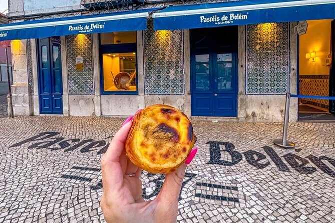 Private Porto Tour to Lisbon with stops: Nazare, Obidos & Aveiro - Lisbon Arrival: Ending the Day With Momentum