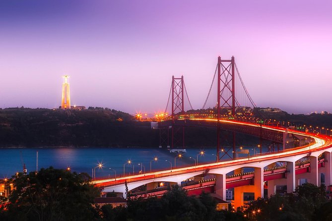 Private Premium Car Transfer from Porto to Lisbon with 2 hours for sightseeing - Driver experience: local insight without pretending to be a tour guide
