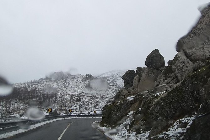 Private Serra da Estrela Gastronomy & Snow Tour from Porto - Getting there in comfort: the luxury van that keeps the day from dragging