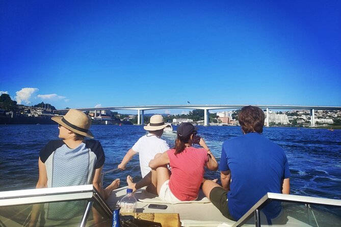 Private Tour 6 Bridges and Douro 2h opt. sunset, group price up to 6px - Key points before you go