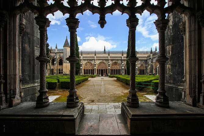 Private Tour – Fatima & Battle Day Trip from Porto - Price and value: when $302.46 per person makes sense
