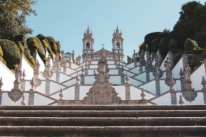 Private Tour: Guimares and Braga Day Trip from Porto - Time on the Clock: How the 8 to 9 Hours Really Feels