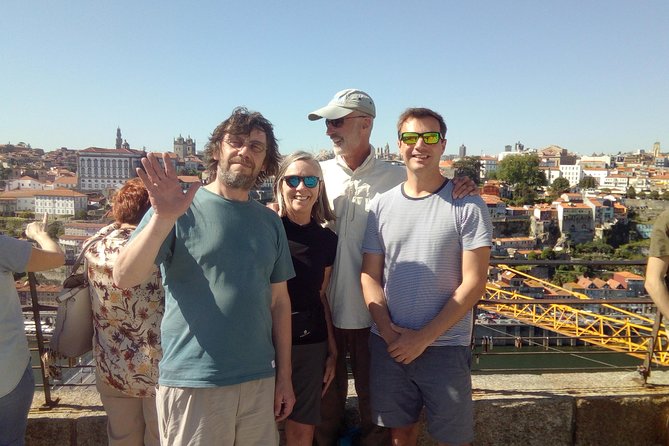 Private Tour in Porto Main Highlights with Traditional Lunch - Stop 4: Fonte dos Leões, a Harry Potter wink