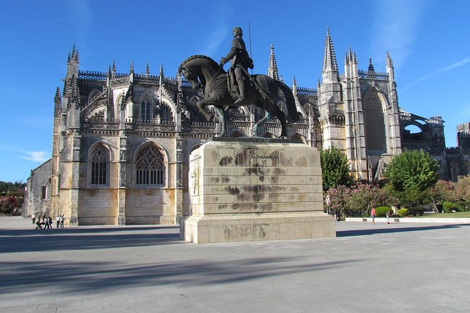Private Tour through Tomar, Fátima, and Batalha historical sites - Stop 2: Capela das Aparições, the heart of the Fátima shrine