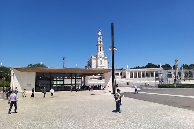 Private Tour to Fátima Sanctuary and the Little Shepherds Houses - Pickup, Timing, and the Pace You Can Handle