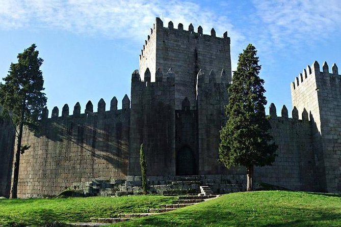 Private tour to Guimarães and Braga - UNESCO Historic Centre of Guimarães: Medieval Streets That Still Feel Legible