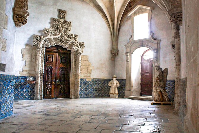 Private Tour to Nazaré and Alcobaça, giant waves and a monastery - Miradouro do Suberco, viewpoints you reach by elevator