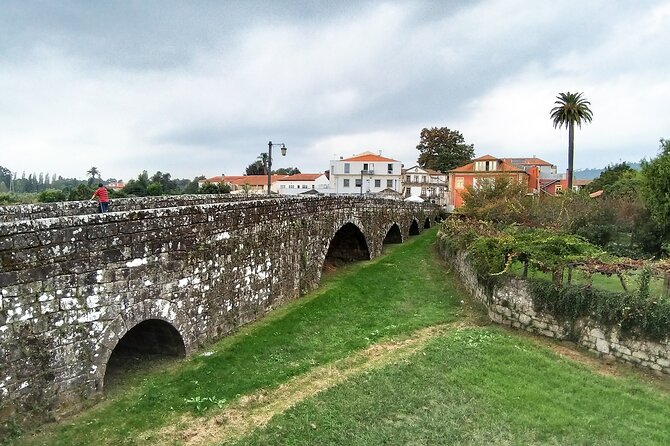Private tour to Ponte de Lima, Vinho Verde region - First, the ride out of Porto makes a big difference