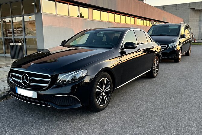 Private Transfer between Porto Airport and Hotel - The Ride: Air-Conditioning, WiFi, and Routes Built for Traffic
