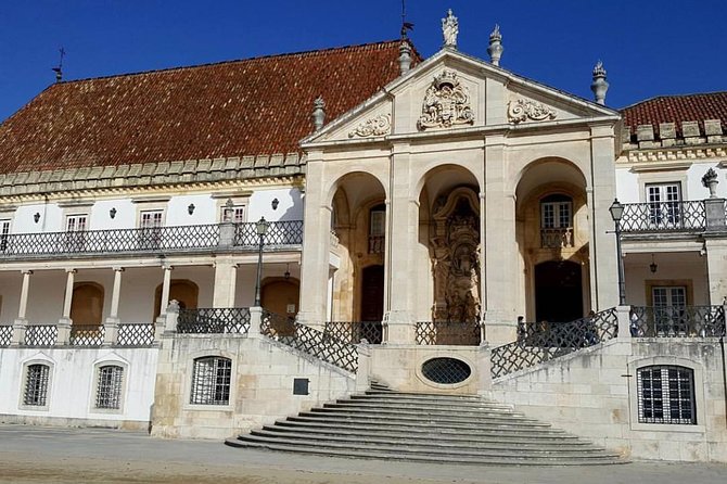Private transfer from Oporto to Lisbon or Lisbon to Oporto - Choosing your two stops along the route