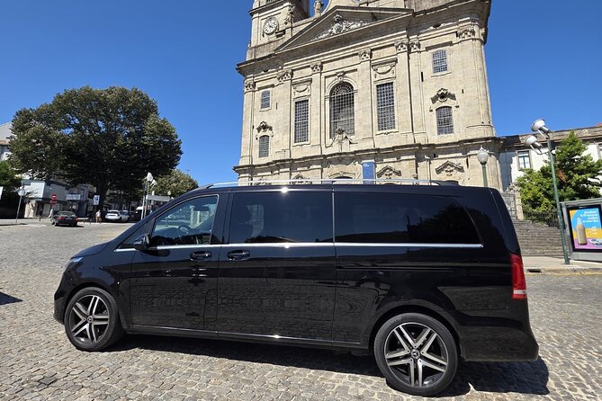 Private Transfer from Porto to Lisbon including two city stops - A Comfortable, Driver-Led Ride From the Door